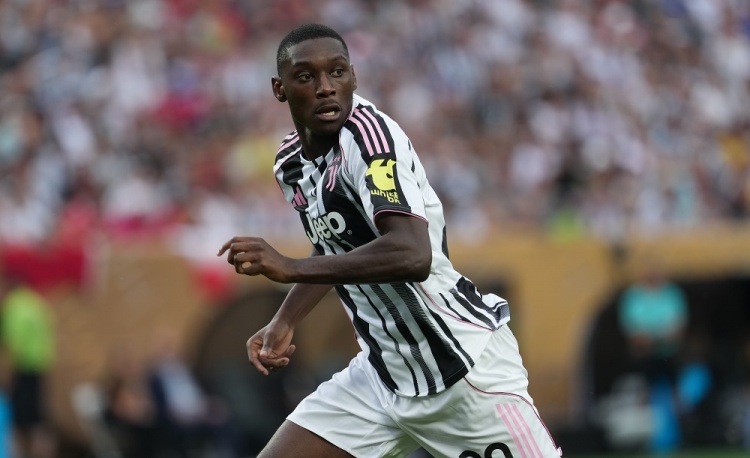 APP下载-斯基拉：穆阿尼愿意降薪回到尤文，把年薪从900万欧降到700万欧