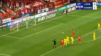 1740317385717041575.gif 古斯塔沃2.gif